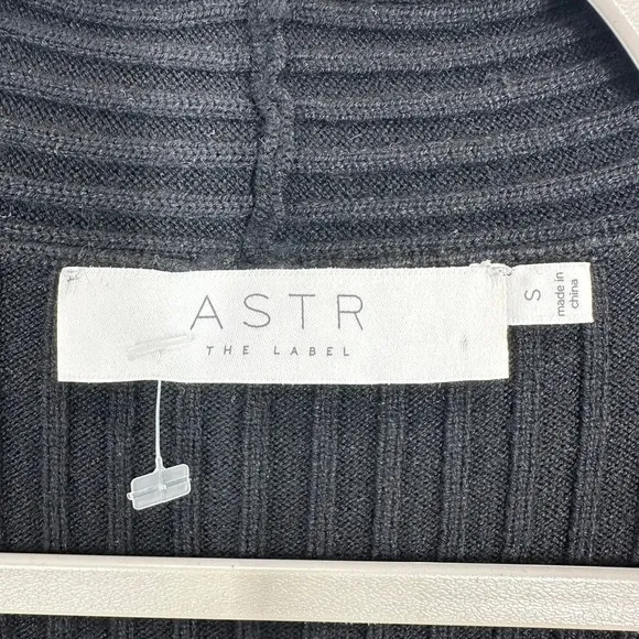 ASTR The Label Black Ribbed Knit‎ Deep V Neck Plunge Midi Dress Size S Bodycon - Image 4