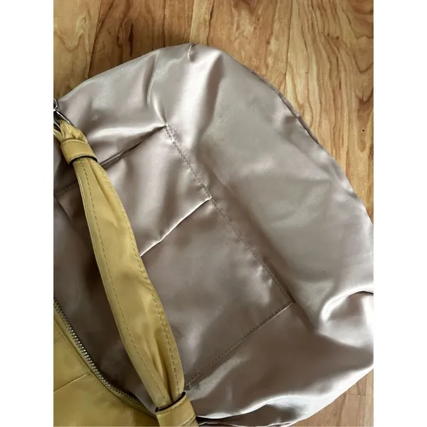 Coach yellow hobo shoulder bag leather - Image 6