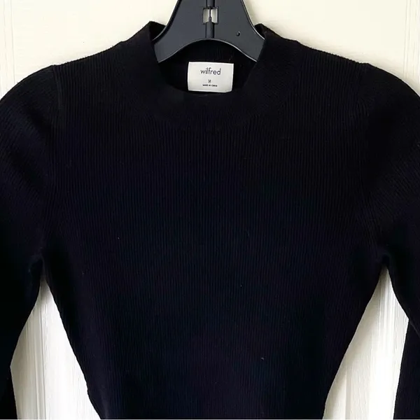 Aritzia Wilfred Mayrac Merino Wool Cutout Sweater Black Medium EUC‎ - Image 5