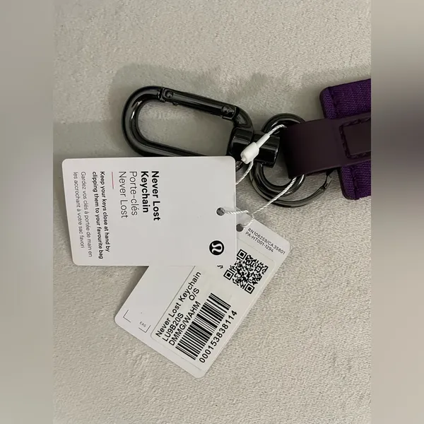 Lululemon NWT Never Lost Keychain purple and Pink SOLD OUT COLOR - Image 5