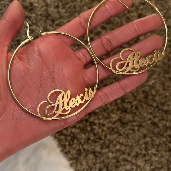Cursive Hoop Earrings Gold - Image 2