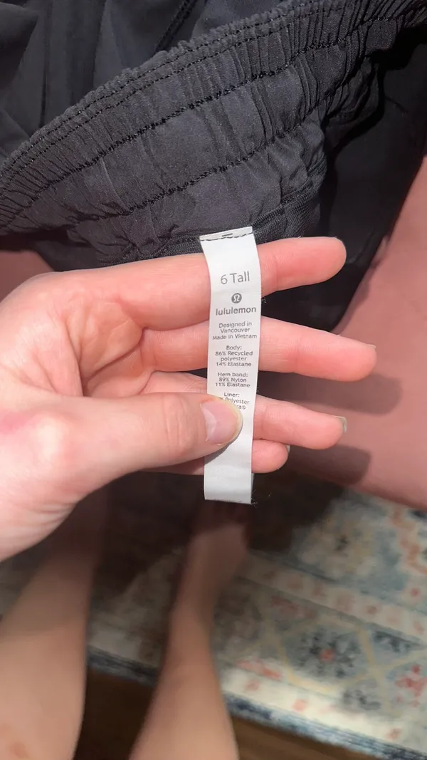 Lululemon Hotty Hot Short - Image 4