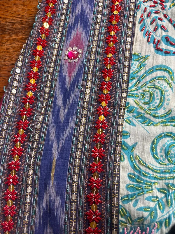 Handmade Beaded Capris Blue Size M - Image 5
