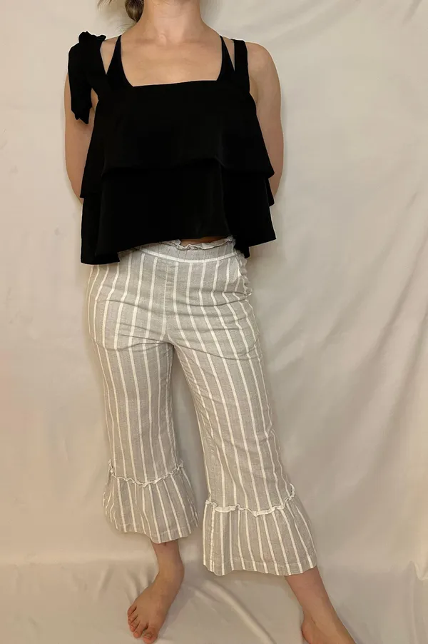 English Factory Gray Striped Ruffle Cropped Bell Bottom Linen Pants - XS - Image 5
