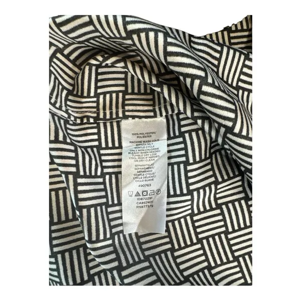 Ann Taylor Black‎ and White Geometric Blouse - Image 6