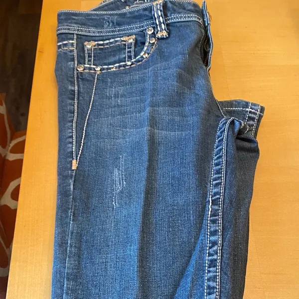 L.A. idol Women's Denim Jeans with Embroidered Pocket - Image 7