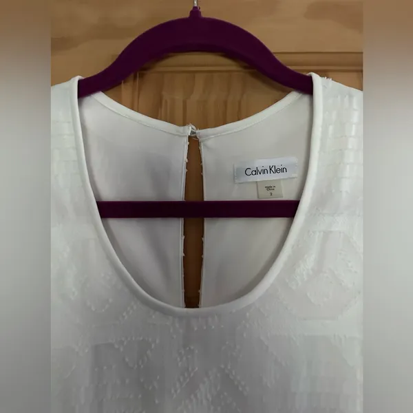 Calvin Klein white maxi dress lace spring size 2 NWOT - Image 3