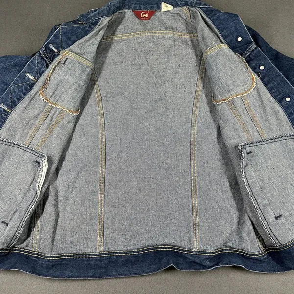 Vintage Lee Trucker Jacket Womens 11/12 Blue Denim Trucker USA‎ Union Made - Image 10