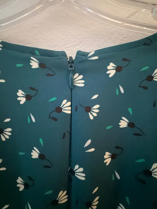 Ann Taylor Dress - Image 4
