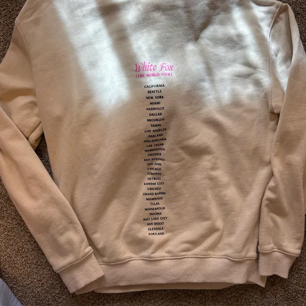 White Fox Boutique 2013 World Tour Hoodie - Image 2