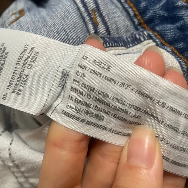 Abercrombie & Fitch Curve Love High Rise Mom Jeans Blue Button Fly Raw Hem 27 4R - Image 3