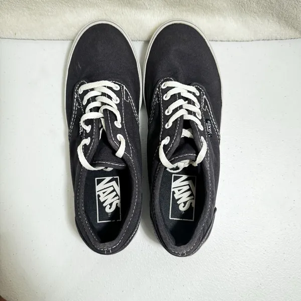 VANS Off The‎ Walls Low Profile Canvas Lace Up Shoes Women 6 EUC OLDSTOCK - Image 3