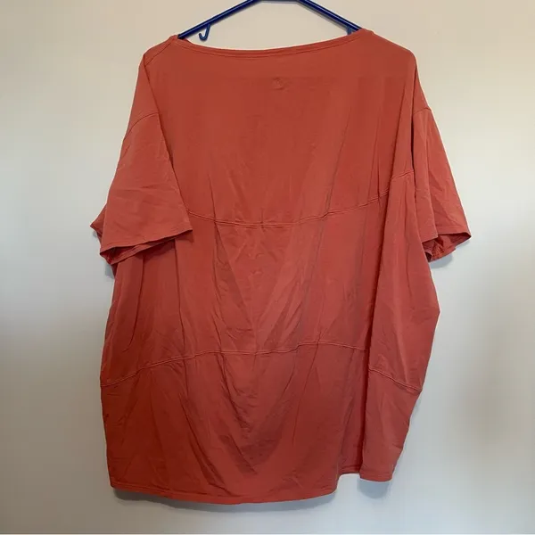 Lululemon Tee - Image 3