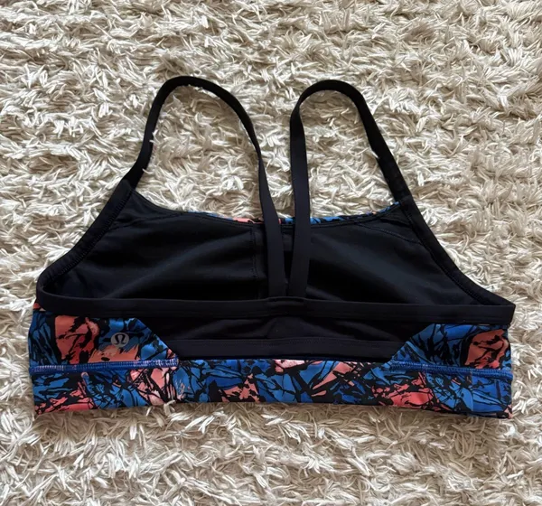 Lululemon Floral Sports Bra Size 10 - Image 2