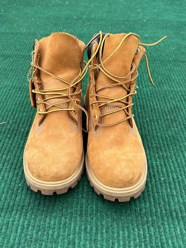 Timberland 6 Inch Premium Waterproof Boot 'Wheat' Nubuck Size 4 Women’s Size 5.5 - Image 3