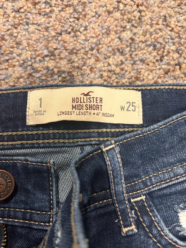 Hollister Jean Shorts - Image 2