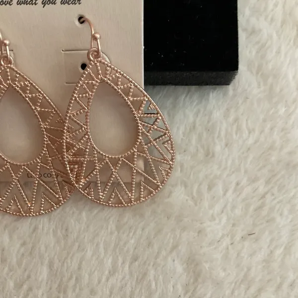 Pomina Lace Teardrop Earrings - Image 3