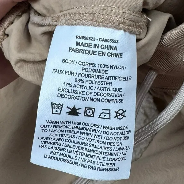 Nike‎ Sportswear Utility Cropped Pants Tan Khaki Faux Fur Fleece Trim Large - Image 5