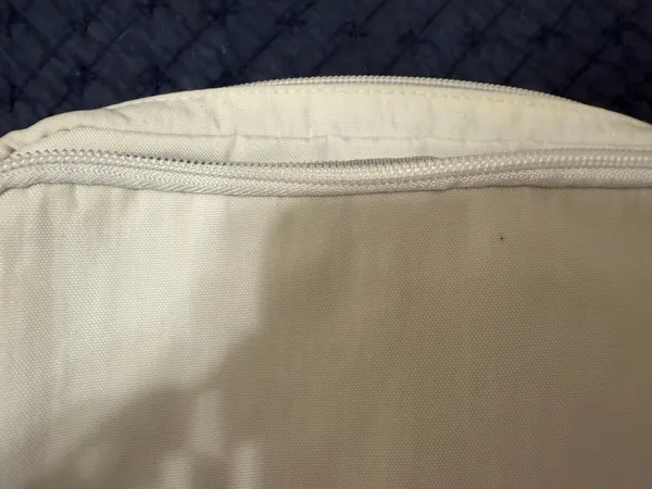 Baggallini white waist pack bag fanny bag - Image 3