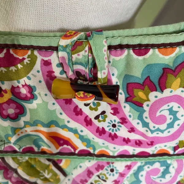 Vera Bradley Tutti Frutti Pattern Paisley Tote - Image 7
