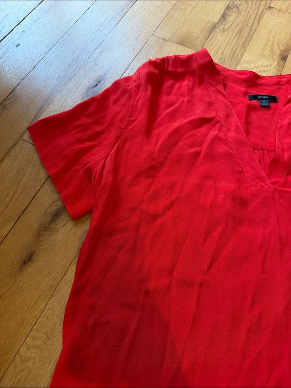 J. Crew Red V-Neck Short Sleeve Blouse Size Medium - C1-318 - Image 4