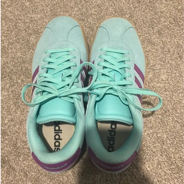 Adidas Women's Mint Green Casual Sneakers with Purple Accent - Image 2