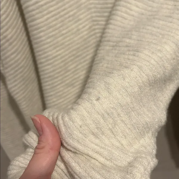 Kuhl Solace Turtleneck Merino Wool Blend Sweater in Natural Size Large - Image 8