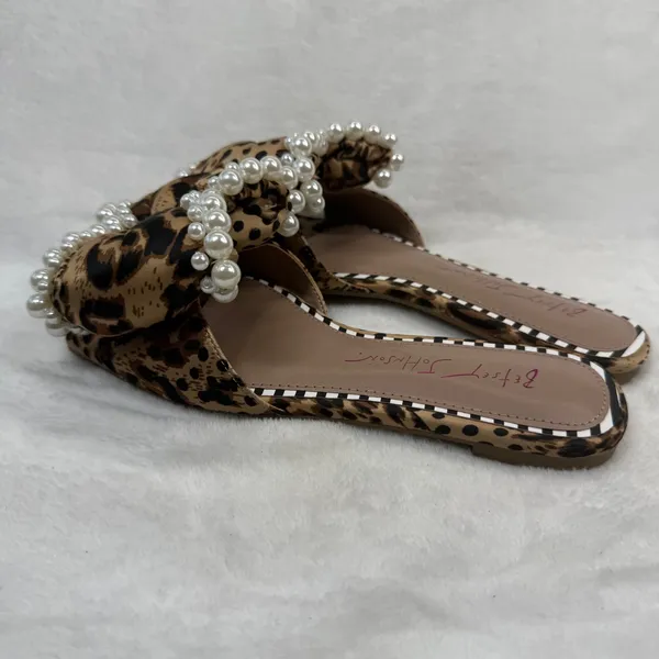 Betsey Johnson Womens Leopard Print Pearl Bow Square Toe Flat Slide‎ Sandals 5 - Image 9