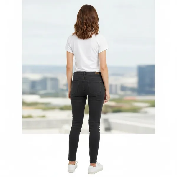 ZARA Basic Denim Black Low Rise, Skinny Jeans, US10 - Image 4