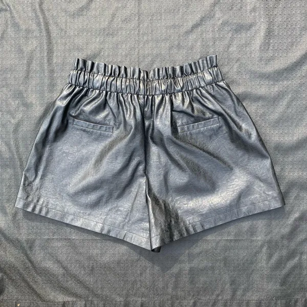 🖤 NWT Schhjzpj Size XL Black Vegan Leather Drawstring PaperBag Shorts 🖤 - Image 6
