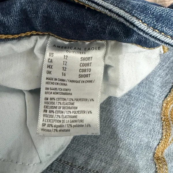 American Eagle Jeans - Image 5