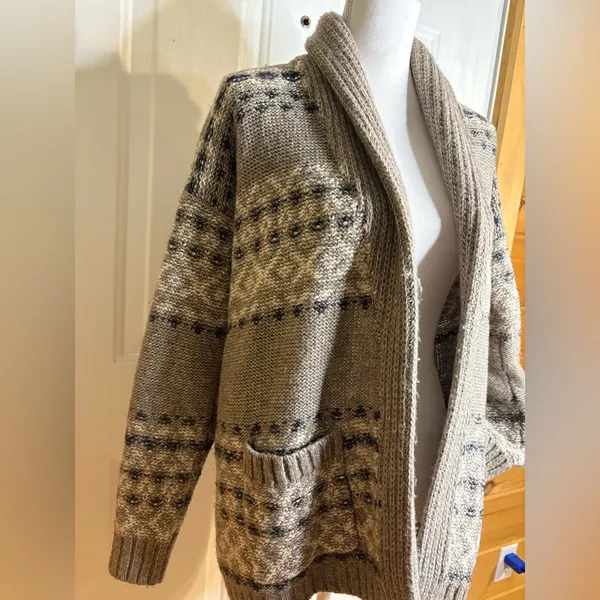Abercrombie & Fitch Fairisle Tan, Blue and Cream Cardigan Size S - Image 2
