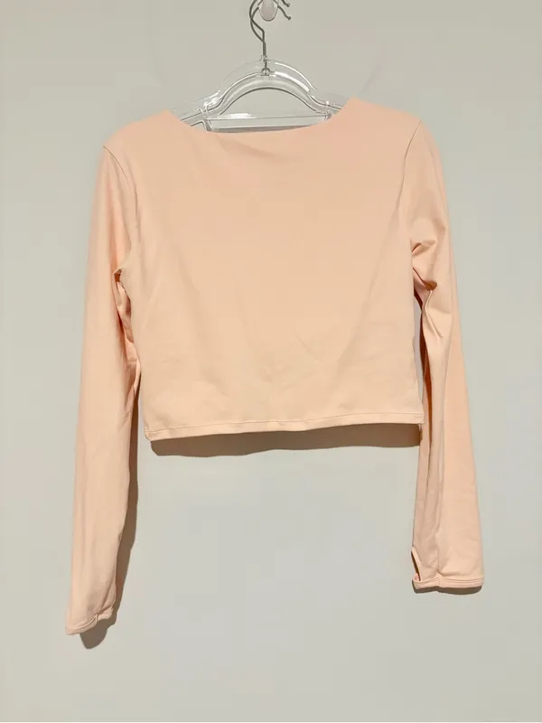Double lined long‎ sleeve Active cutout crop top light pink size 12 - Image 2