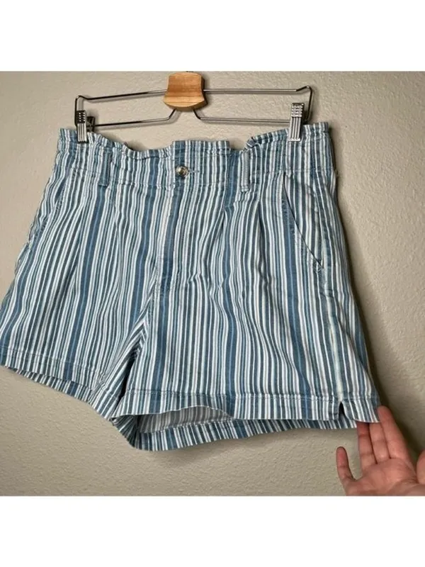 American Eagle Outfitters Womens Mom Shorts Size 14 Blue/White Striped nautical - Image 4