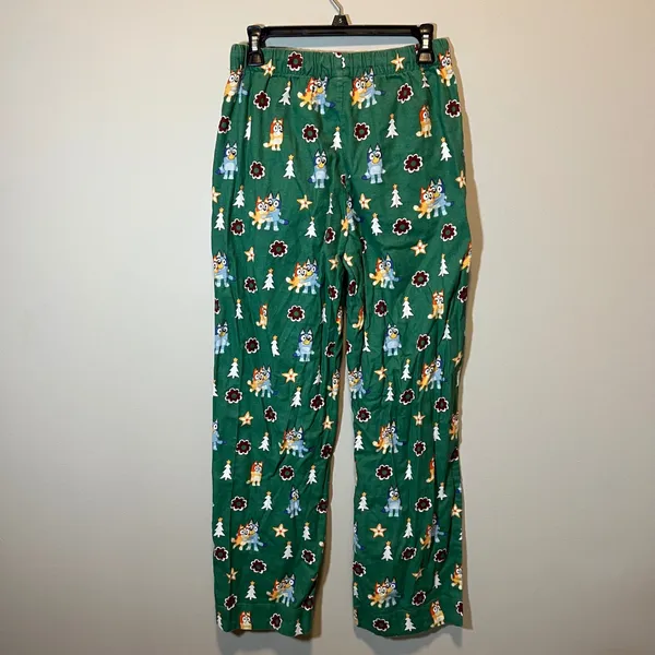 Hanna Andersson Bluey Christmas Flannel Pajama Set Green Women's Small 2 Piece - Image 6