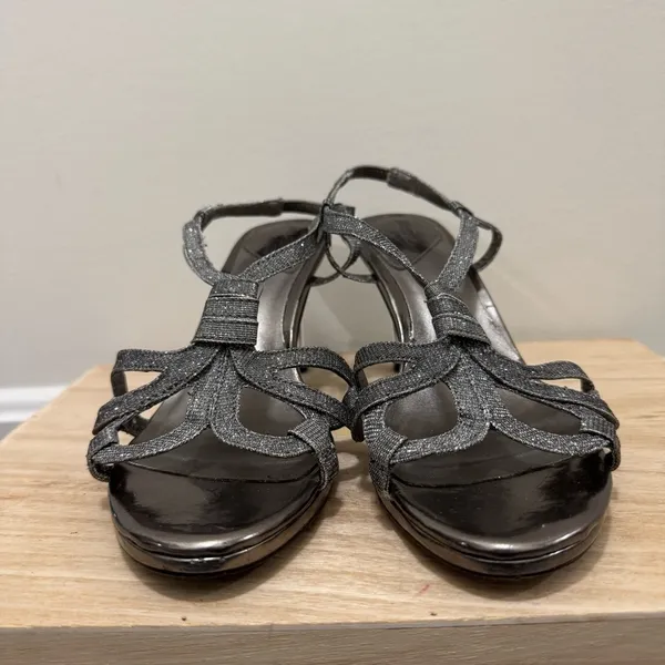 Mootsies‎ Tootsies Black & Silver Floral Foot Clear Heels 7.5 - Image 5