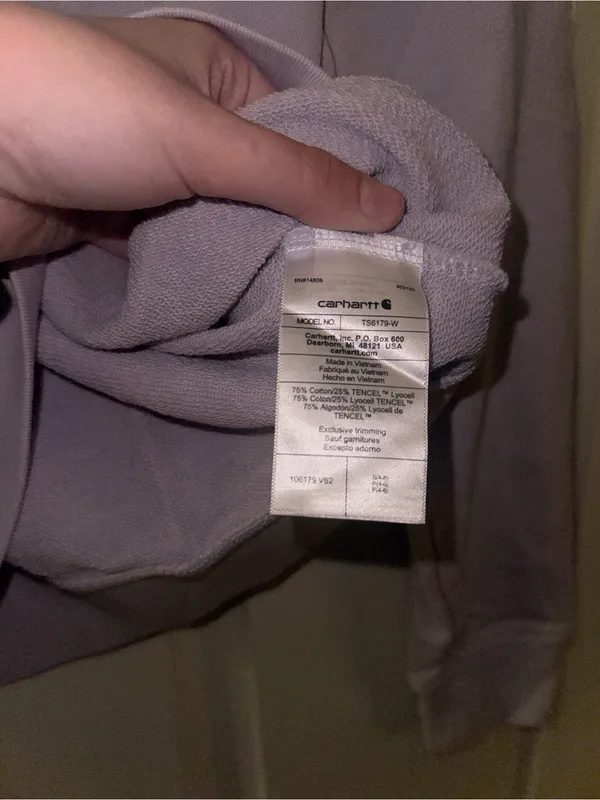 Carhartt Lavender Crewneck Sweatshirt - Image 4