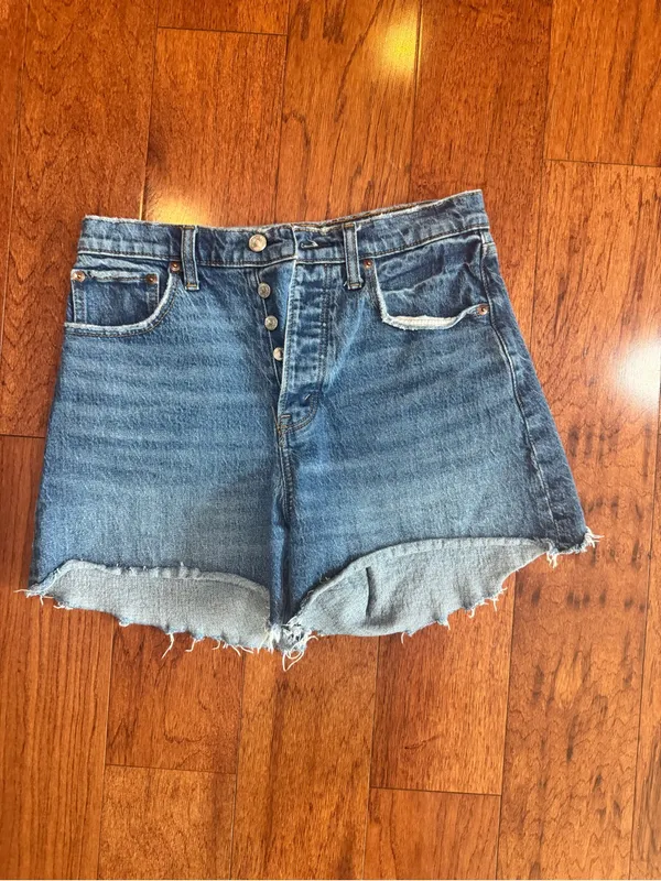 Abercrombie High Rise Dad Shorts Size 28 - Image 3