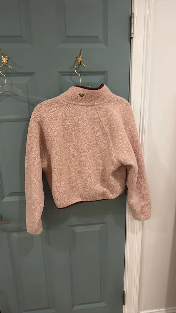 Aritzia fleece - Image 3