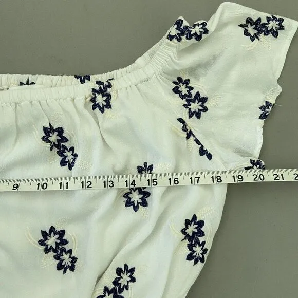 ASTR‎ The Label Women's Embroidered Floral Crop Top White Navy Size Medium - Image 6
