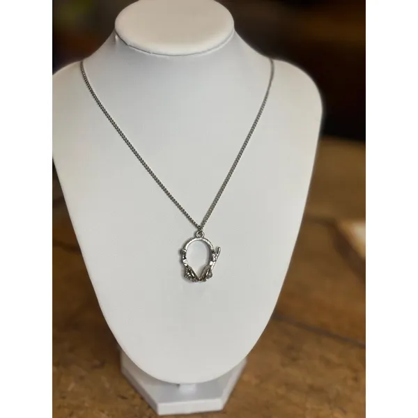 HEADPHONES pendant silver Necklace With Rhinestone-Accented Pendant On Fine Chai - Image 11