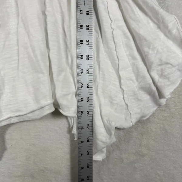 Free People White Cotton Smocked Babydoll Cami Tank Top Sharkbite Hem Small - Image 3