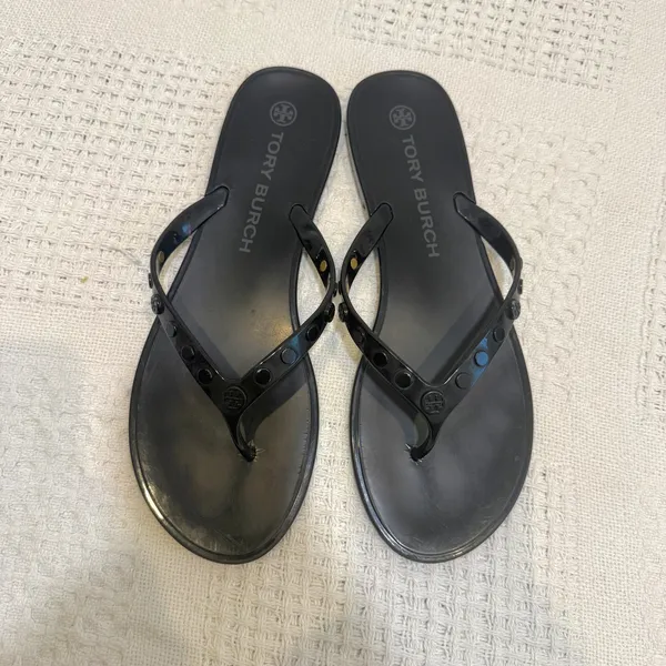 Tory Burch 10 logo studded jelly sandal flip flops 3626 - Image 4