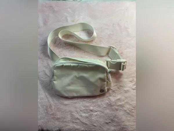 lululemon athletica Light Pink Crossbody Sling - Image 2