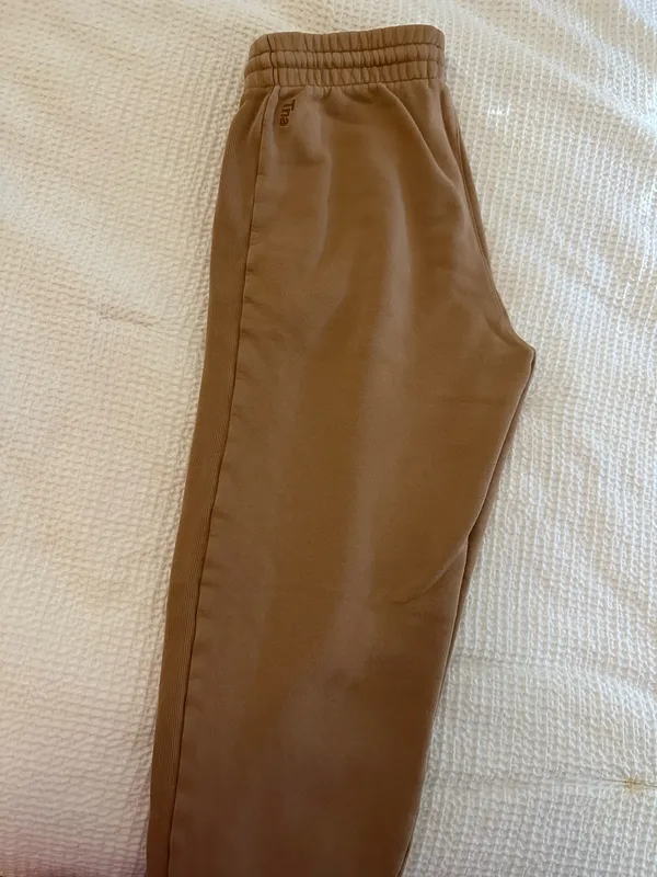 Aritzia TNA Cozy Fleece Boyfriend Sweatpants - Image 2