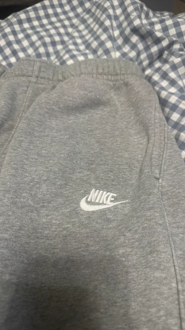 Nike Sweatpants Grey - Image 6
