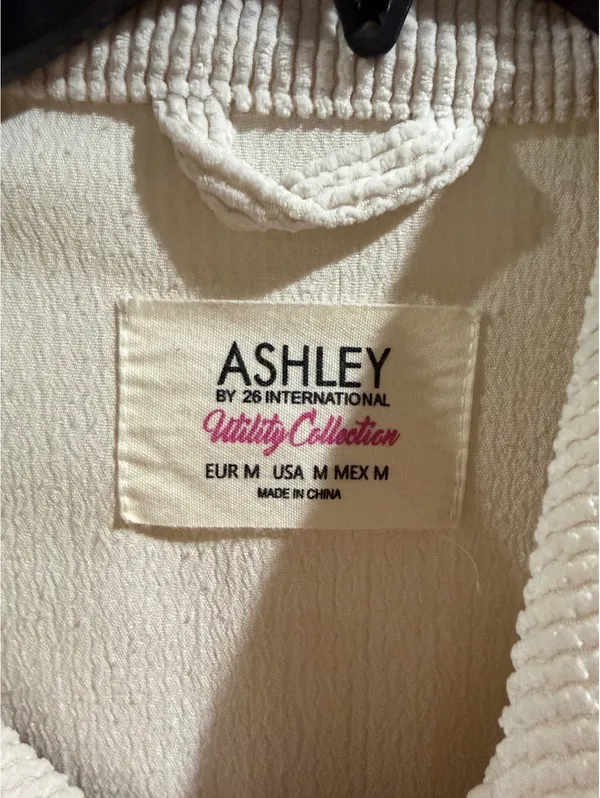 Ashley Utility Collection Beige Corduroy Button-Up Shirt Jacket, Size M - Image 4