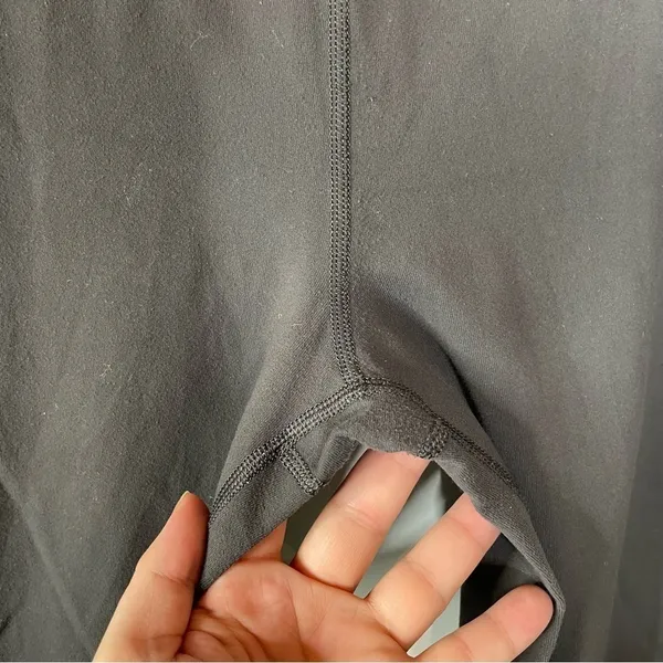 Lululemon Gray Flare Leggings Size 6‎ - Image 3
