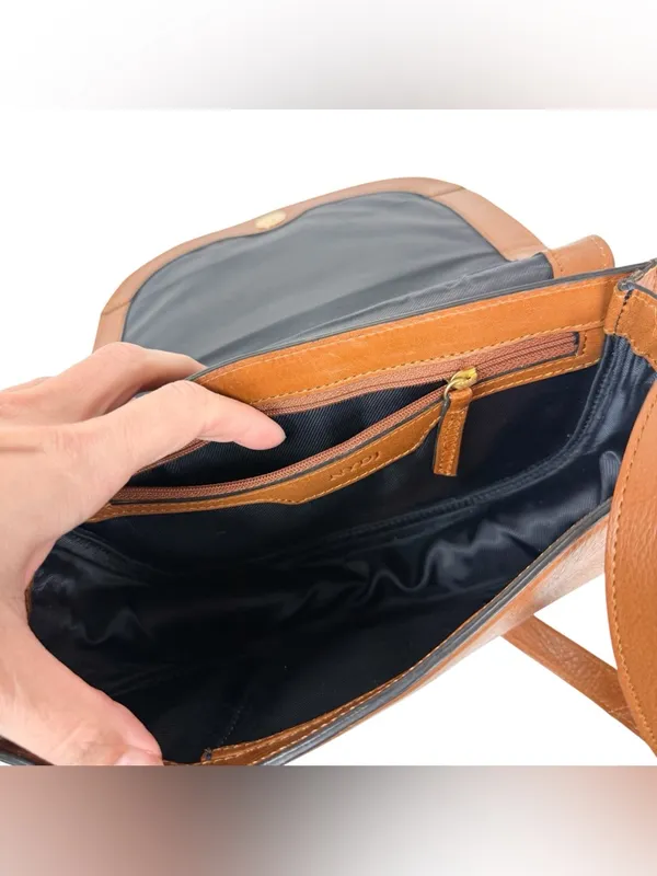 NYDJ‎ Leather Half Moon Crossbody Bag Brown - Image 9