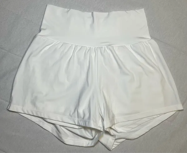 Halara NWT SoftlyZero Airy Super High Waisted 2-in-1 InstantCool Yoga Shorts M - Image 2